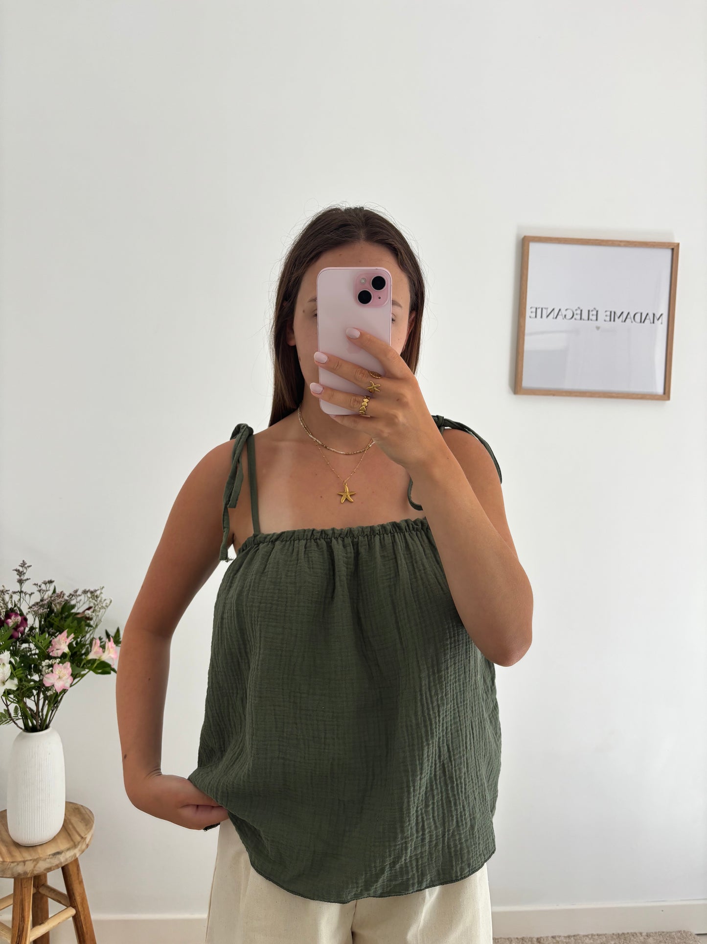 Top Julie kaki