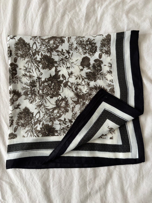 witte sjaal