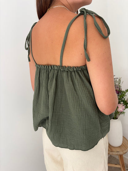 Top Julie kaki