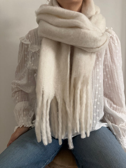 Ecru scarf