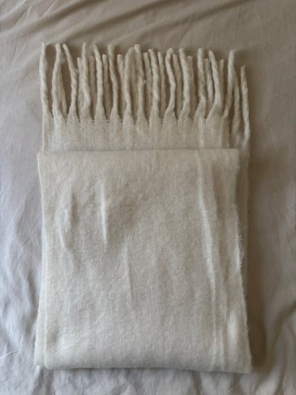 Ecru scarf