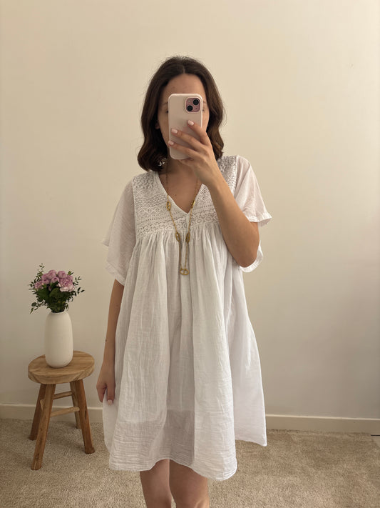 Robe Féline blanche