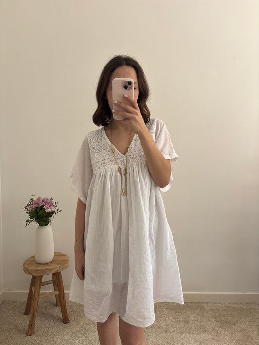 Robe Féline blanche