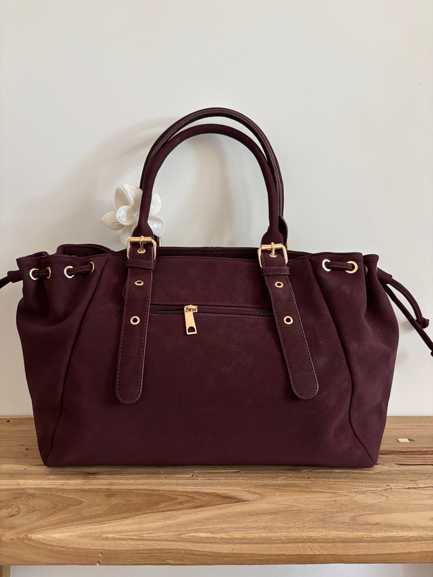 Nelia burgundy suede bag