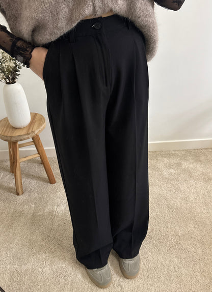 Noa black trousers
