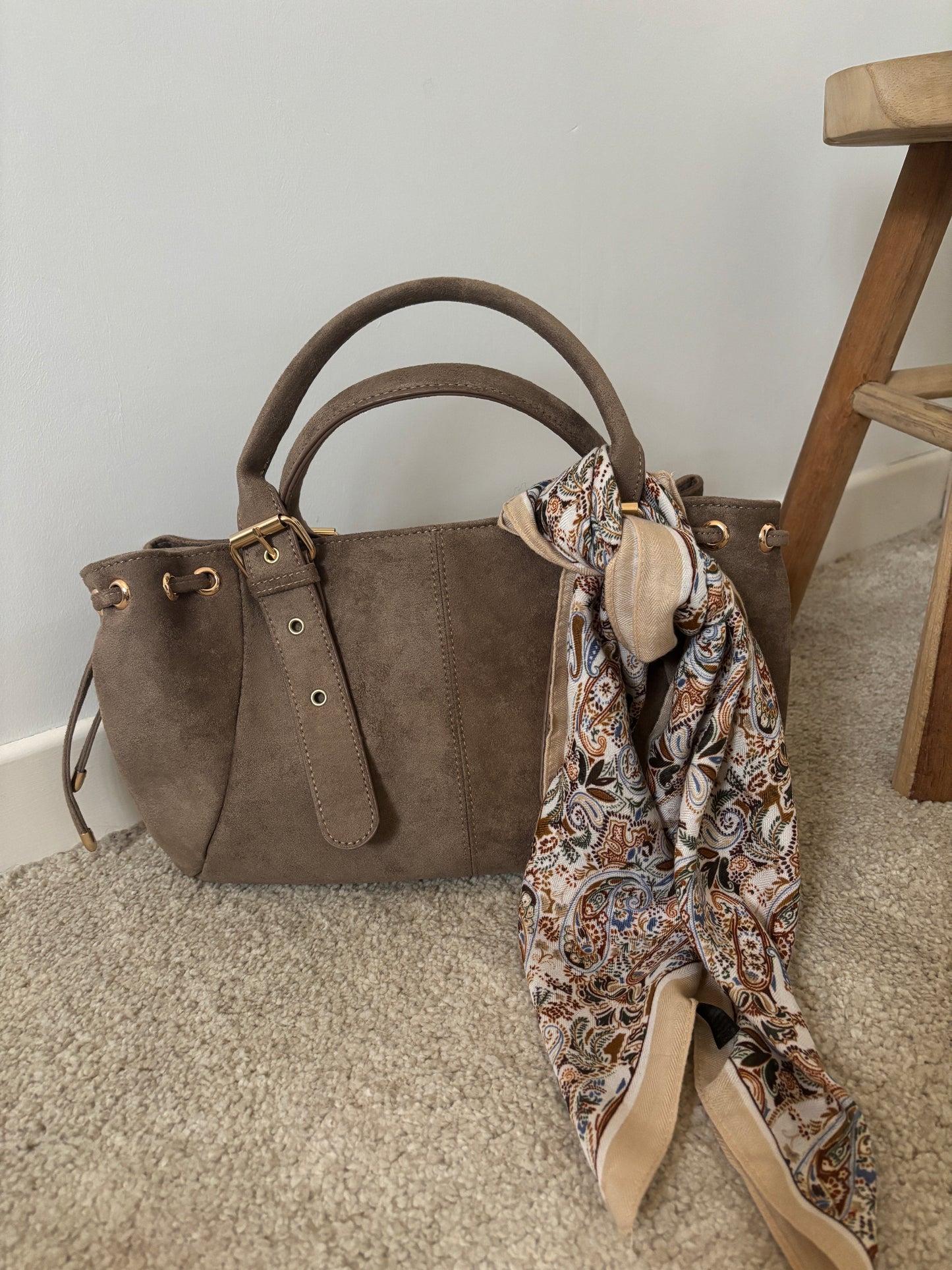 Amelia taupe bag