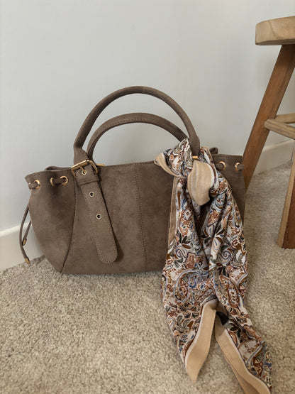 Amelia taupe bag