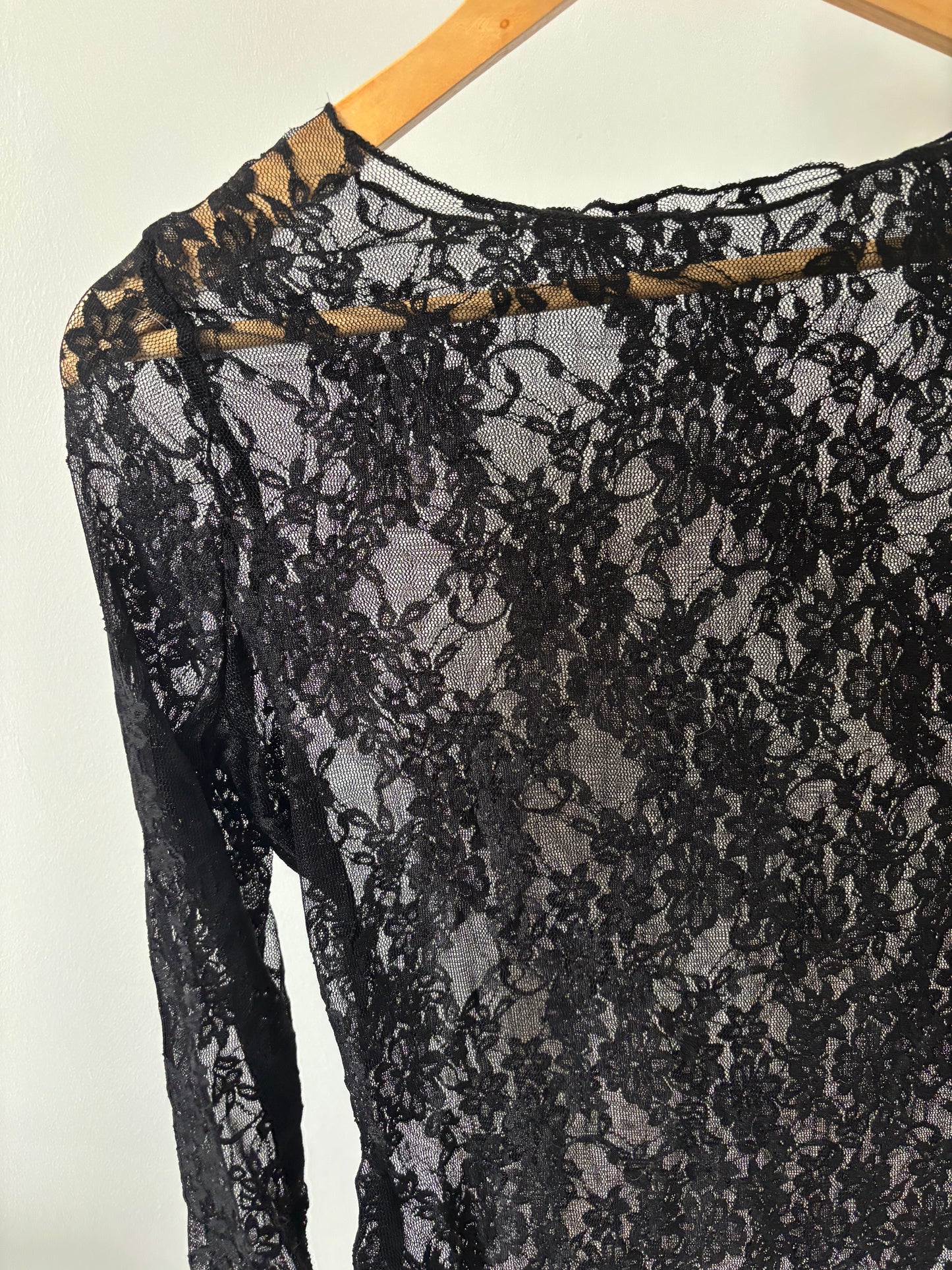 Lise black lace top