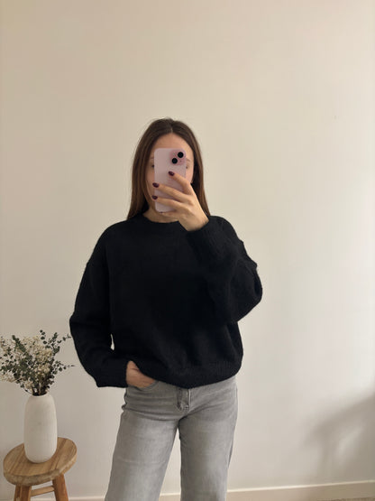 Lucie black sweater