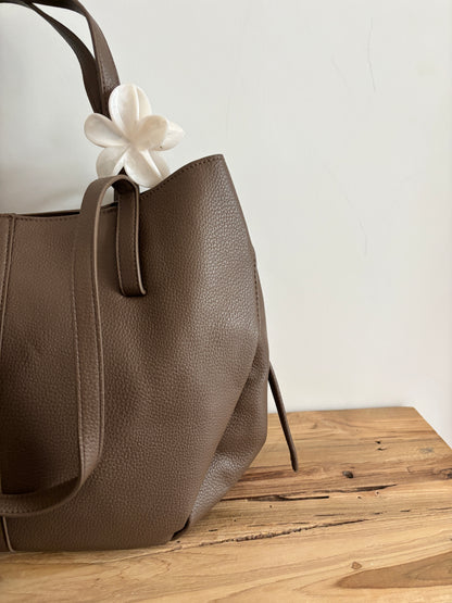 Sac Aline taupe - grainé brillant