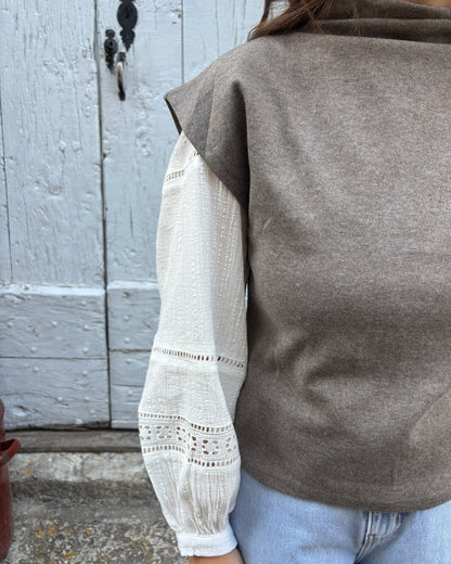 Lisa taupe sweater