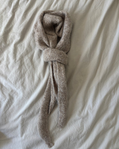 Foulard en laine taupe