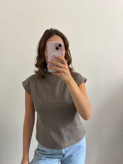Lisa taupe sweater