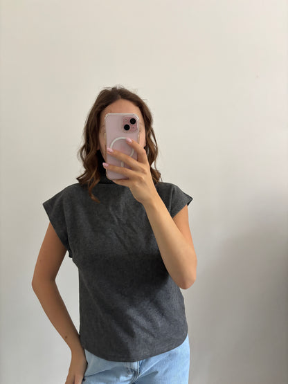 Lisa grey sweater