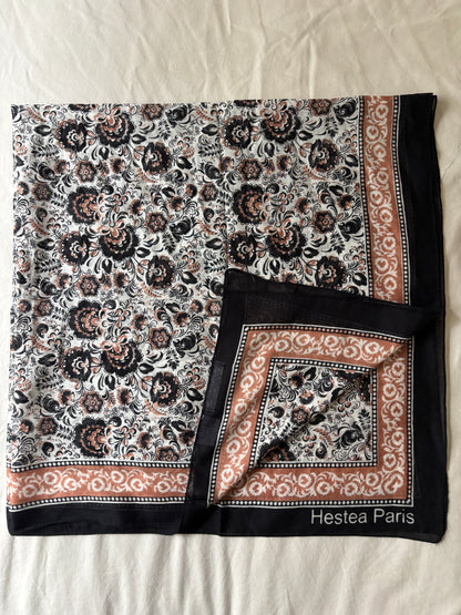 Black scarf 100x100cm