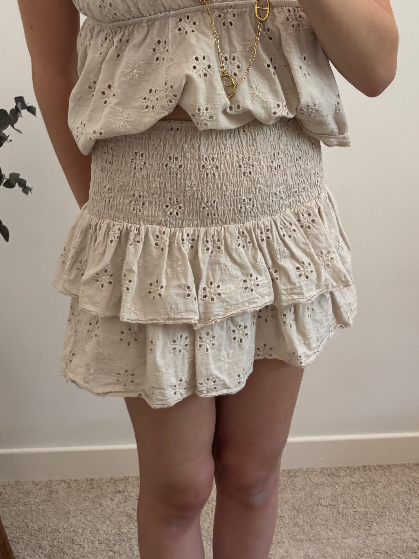 Jupe short broderie