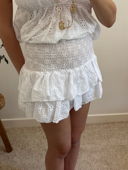 Jupe short broderie