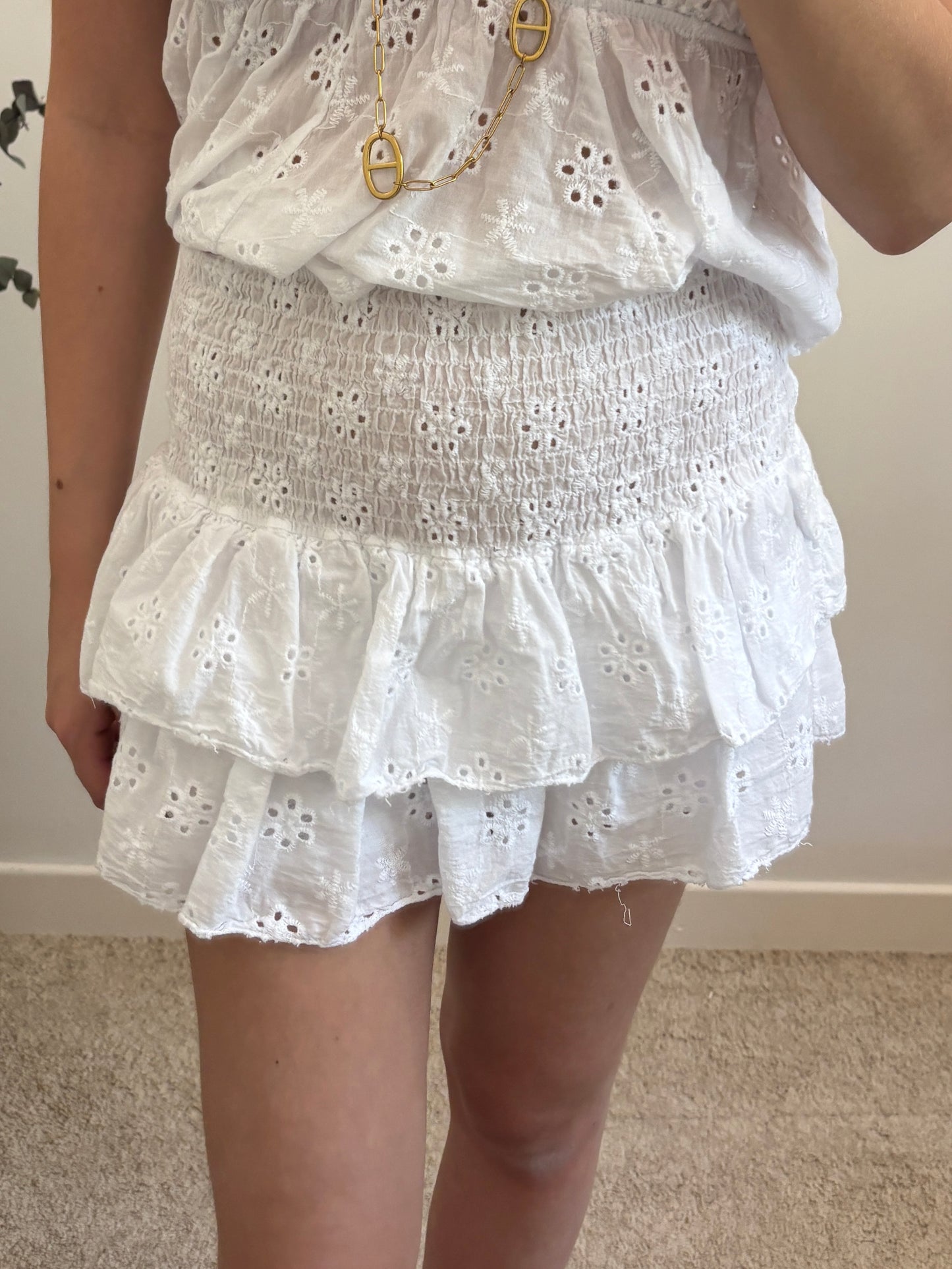 Jupe short broderie