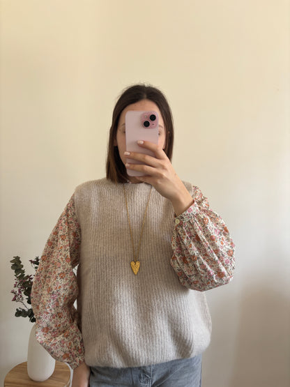 Fleurine beige trui