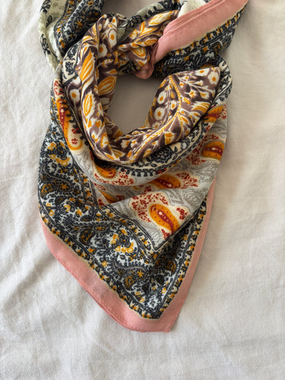 Foulard rose / orangé