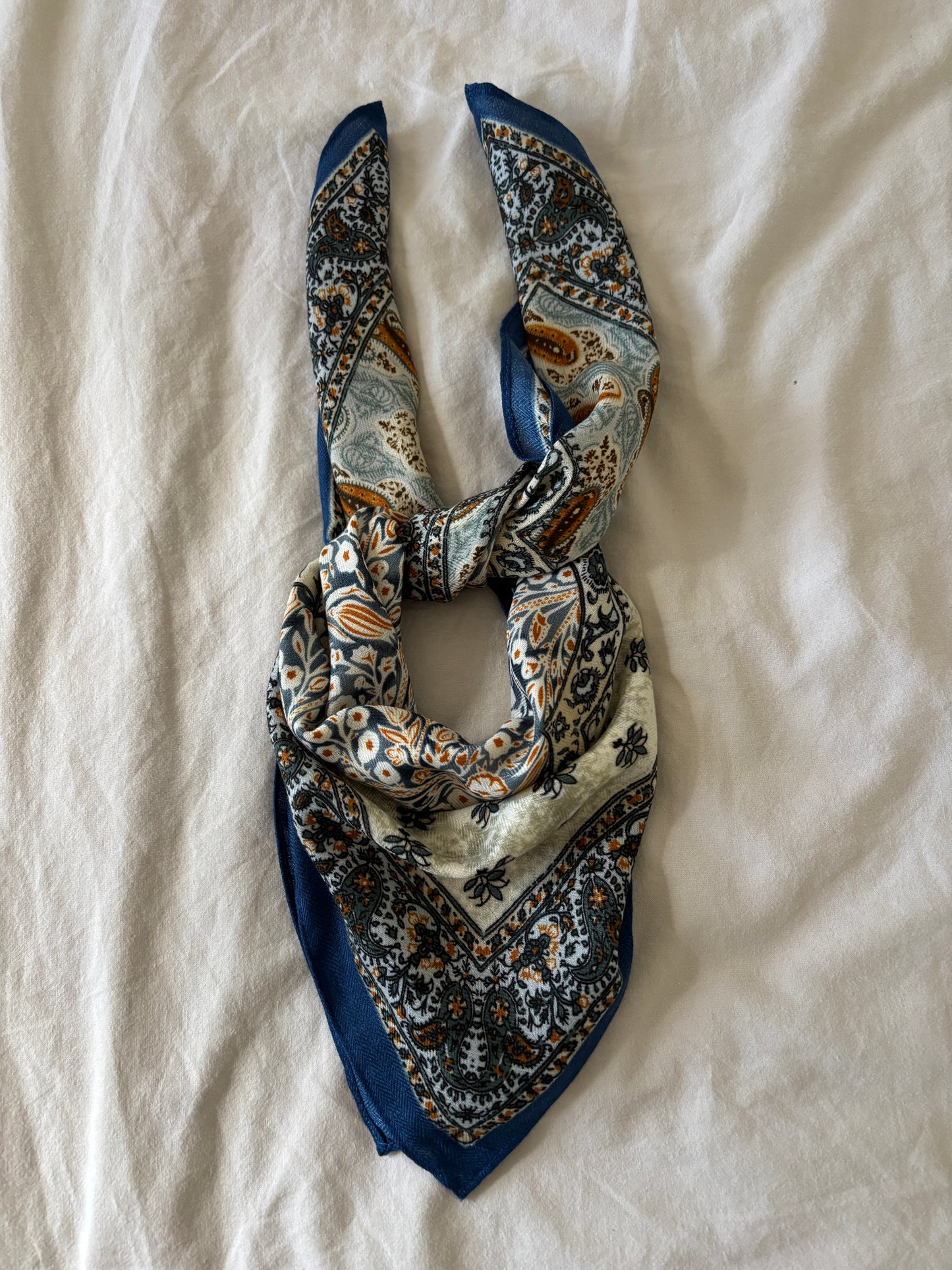 Foulard bleu / orangé