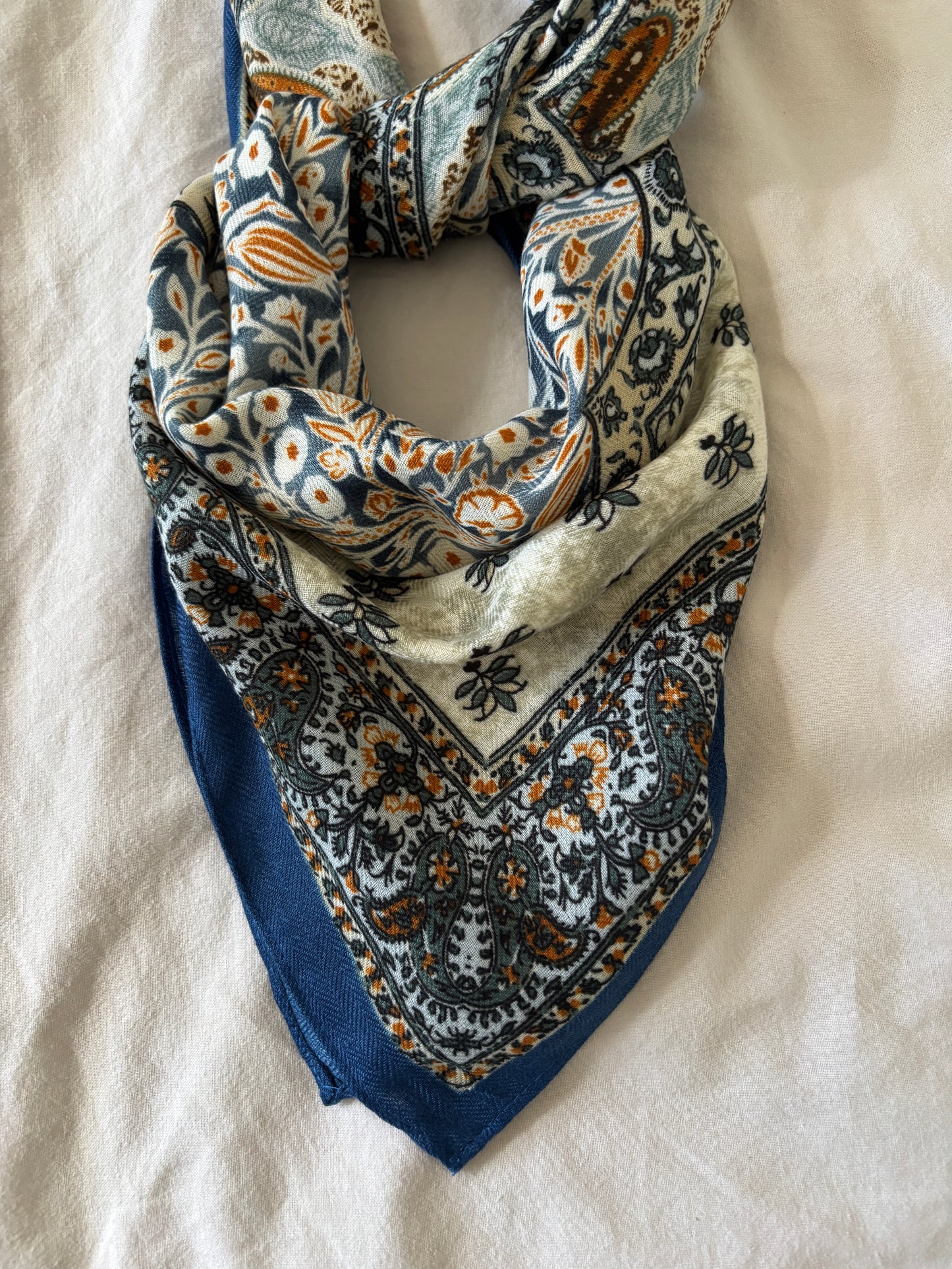 Foulard bleu / orangé