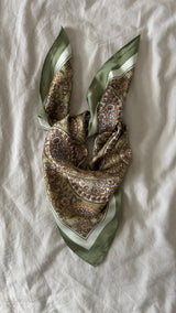 Foulard vert