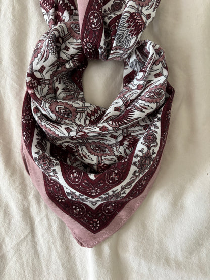 Foulard bordeaux