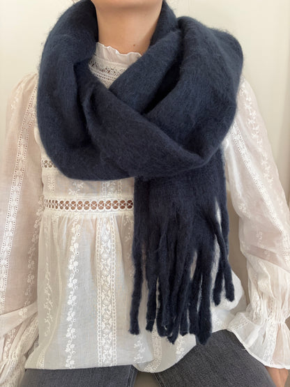 Navy blue Line scarf