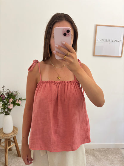 Top Julie Corail