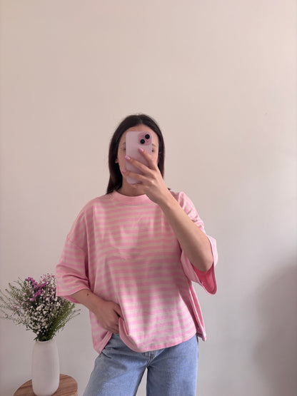 T-shirt Joy gestreept roze