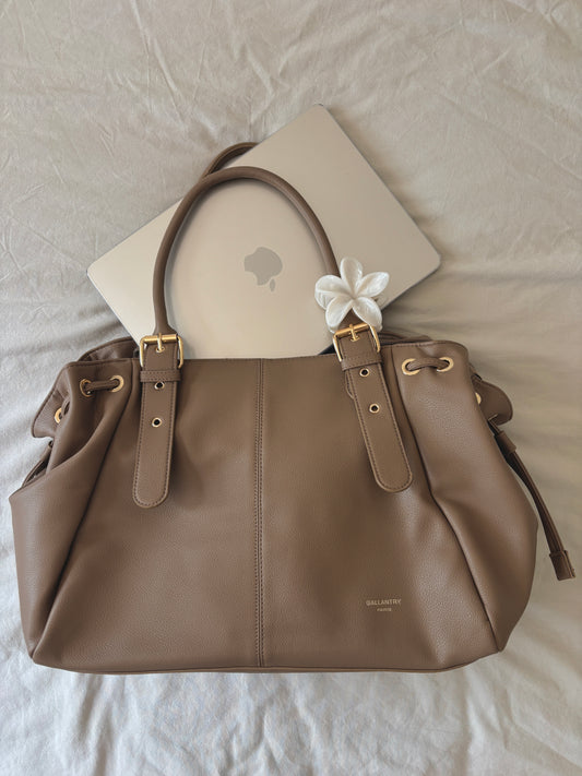 Sac April taupe Pré commande expédition entre le 07/08 et le 10/08