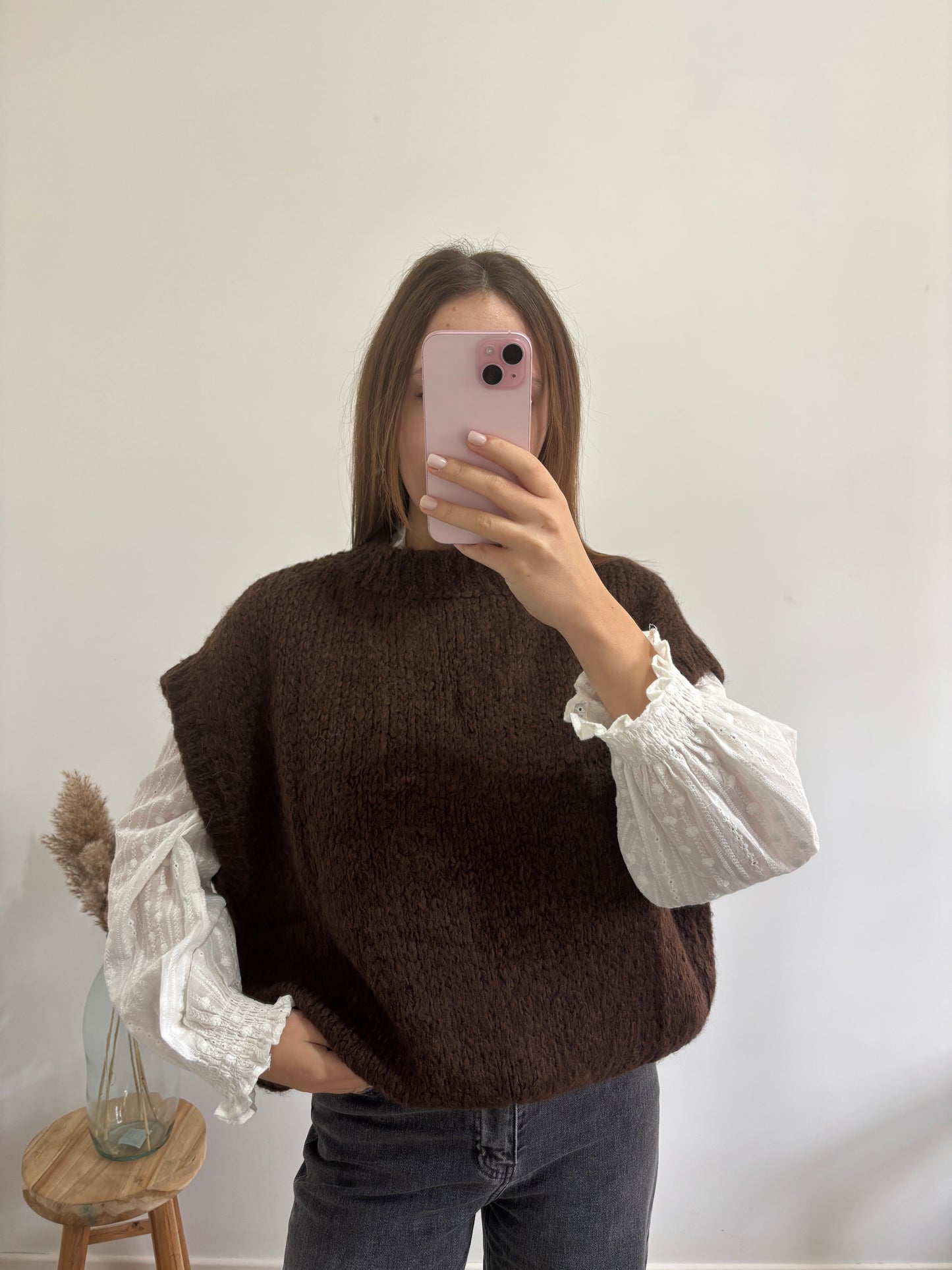 Clara brown sweater